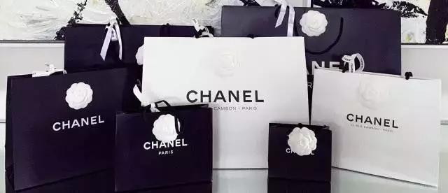 关晓彤穿的鞋子一般都是哪里买的,关晓彤名牌鞋