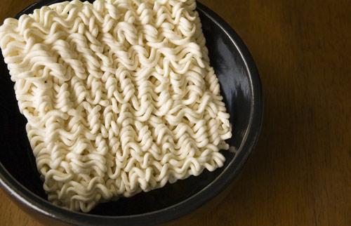 为什么油炸方便面不健康,方便面和油炸食品哪个不健康