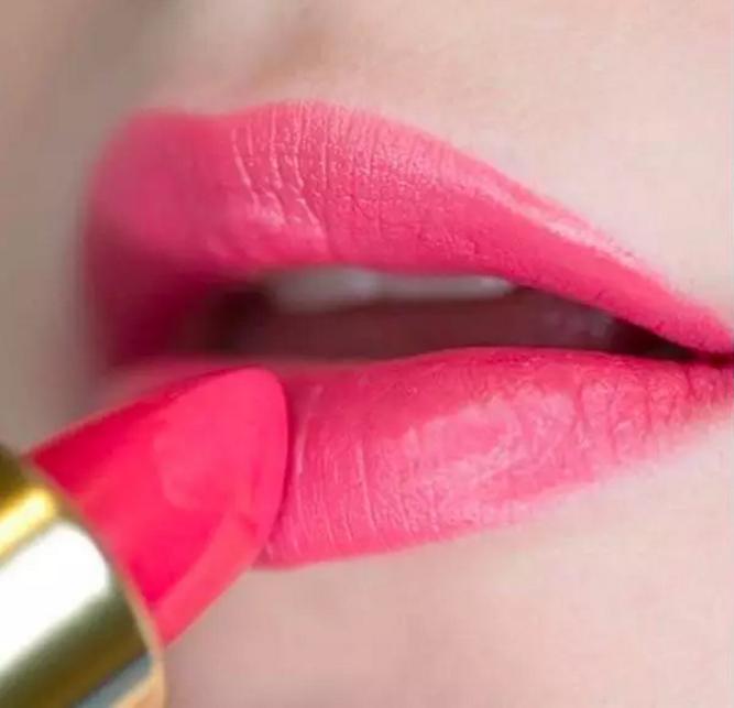 蜜丝佛陀牛油果口红025测评,蜜丝佛陀热血成都口红试色