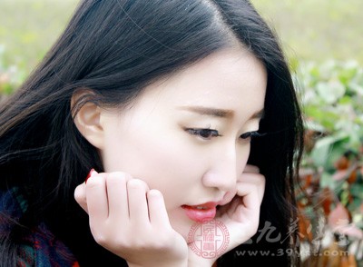 熬生姜水洗头用多少生姜才合适,生姜的功效与功能生姜的副功能