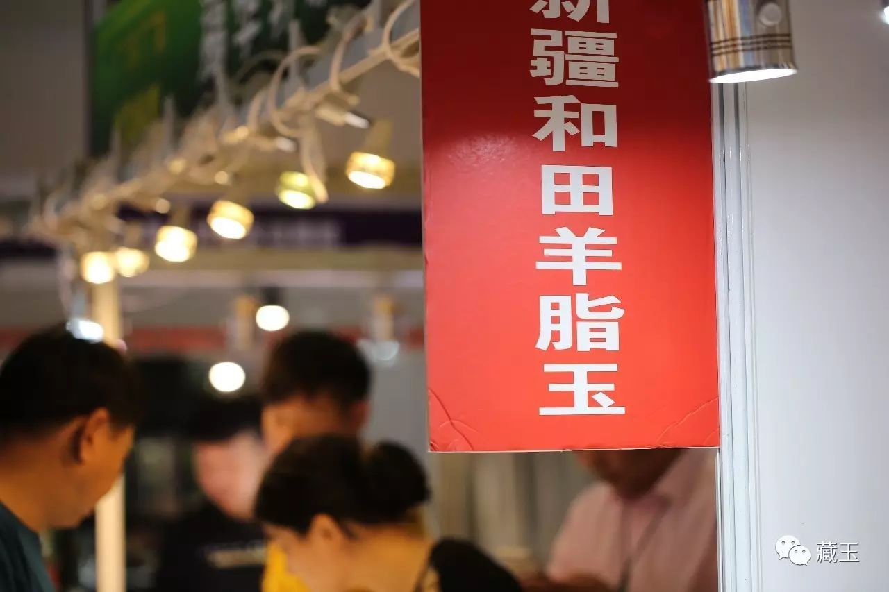 他靠一个名词就能让自己的玉价格翻几倍，太神奇了