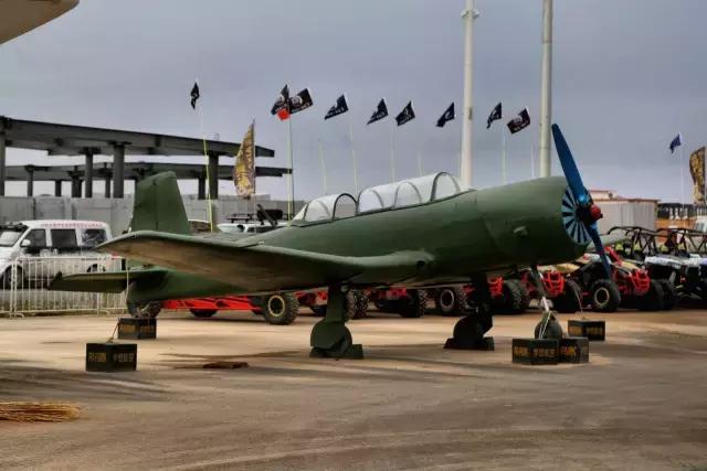 独家探营2017英雄会！不止硬汉越野车，还有超跑和战斗机？