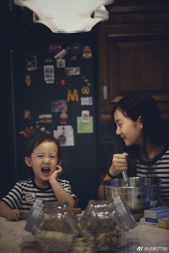 五月母女出游怎么穿,多多妈穿搭