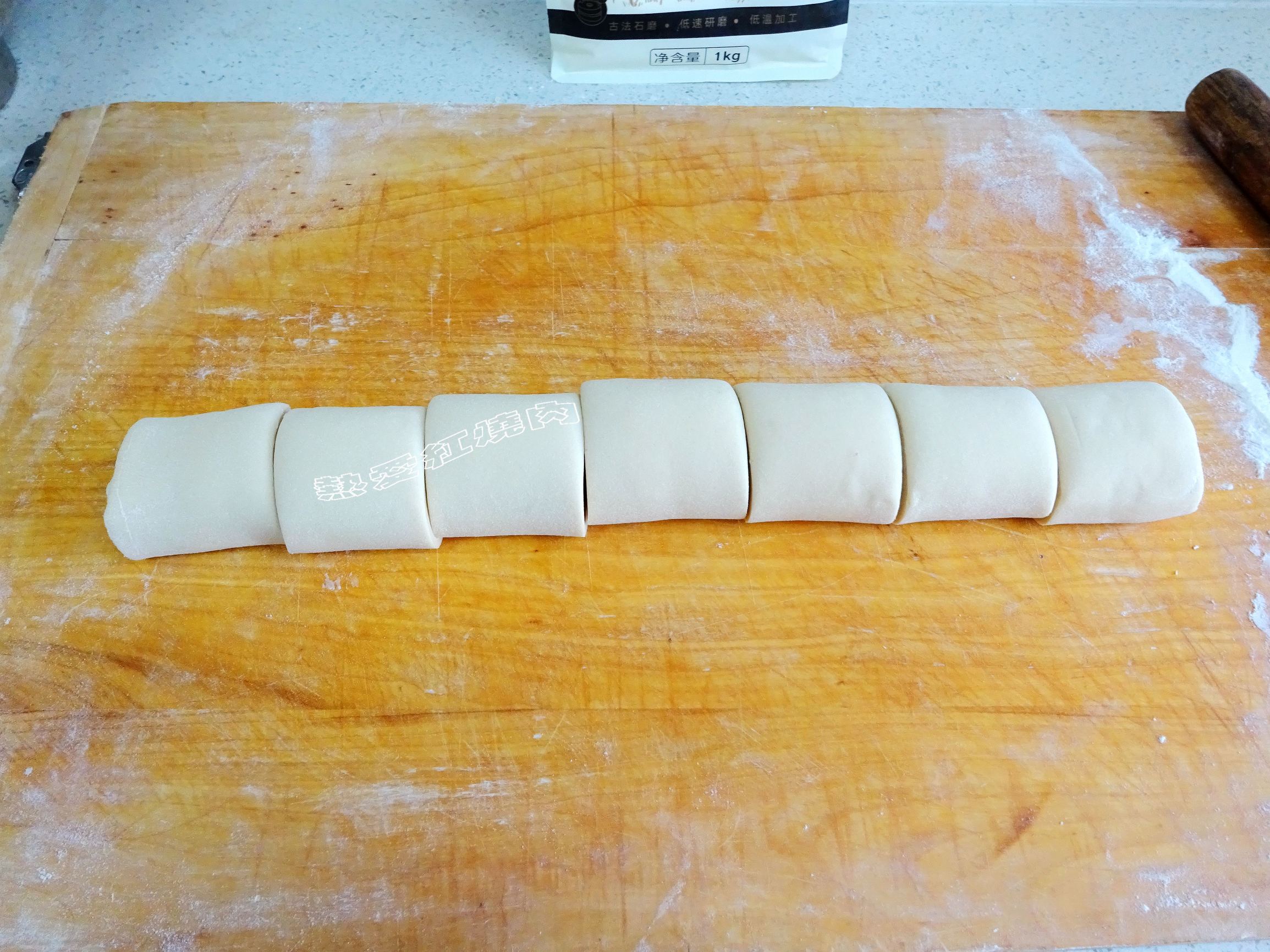 怎样做蓬松柔软的馒头,如何做出光滑松软的馒头