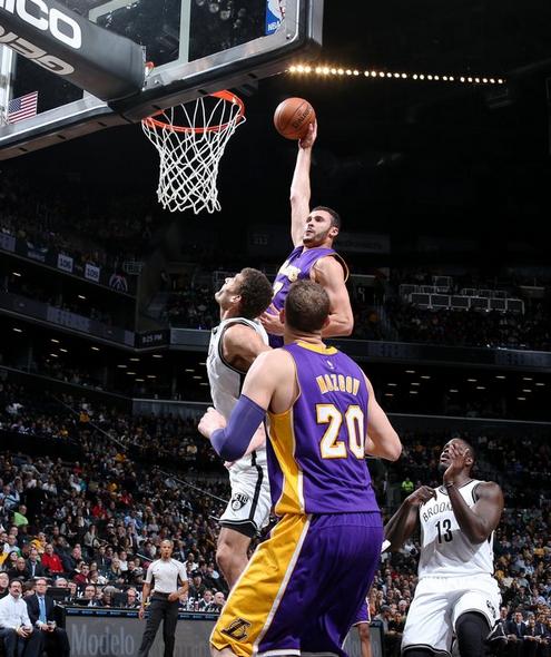 nba第一位扣篮大赛冠军,nba第一位扣篮冠军