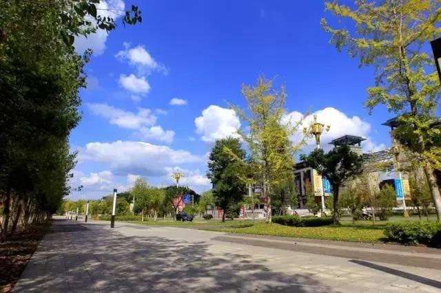 蓬溪——我的家乡，云朵飘过的每一帧都美的不真实……