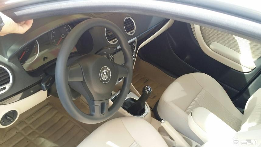 大众速腾2018款1.6自动舒适二手,大学毕业5万块买什么二手车