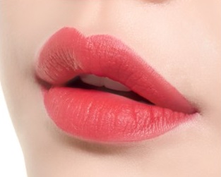 改走极简文青风还是可爱到想收！LAPCOS再次和迪斯尼推出联名彩妆