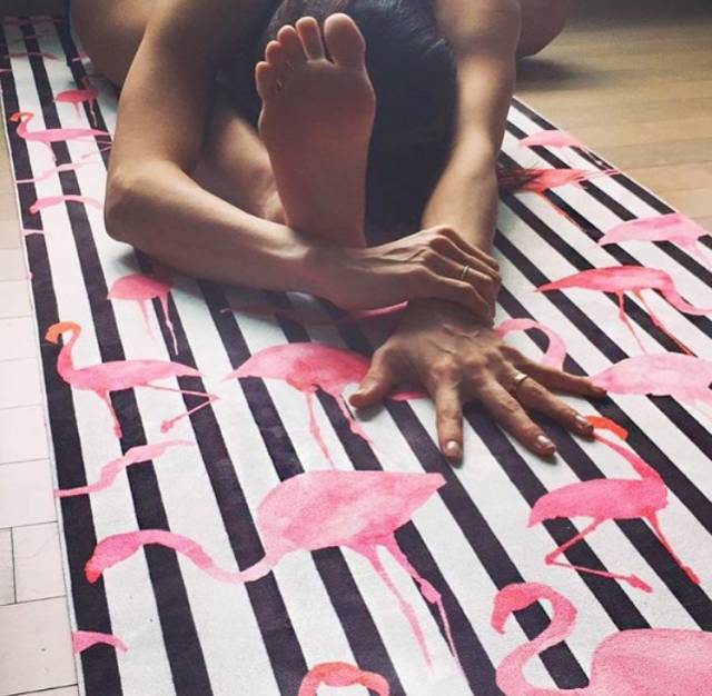 初学者必备高颜值瑜伽垫分享,合适运动的瑜伽垫