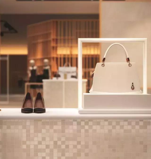 本以为是卖包的奢饰品,瓷砖有正品和仿品吗