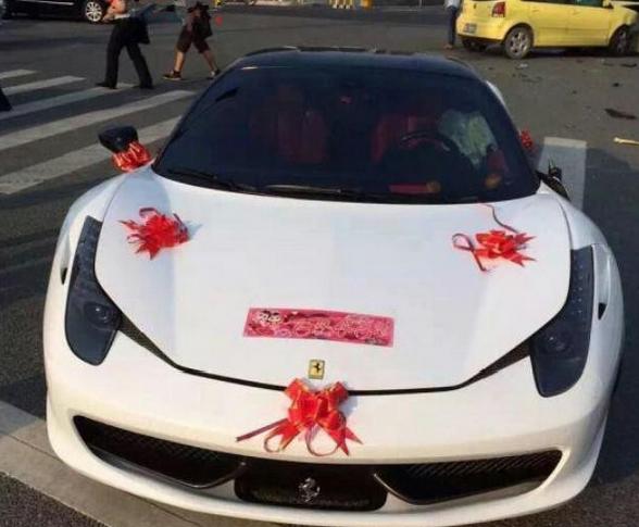 7000一天租的法拉利，车主一脚就将其送回了意大利老家！