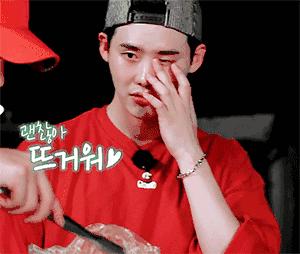 李钟硕匹诺曹手臂受伤,李钟硕匹诺曹刮胡子