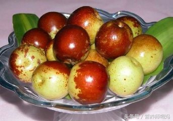 吃了糖精钠泡的枣对人有害吗 (人吃了糖精枣会有什么症状)