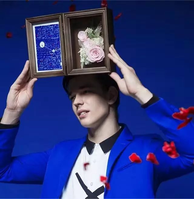 拥有后宫”佳丽三千“的设计师大叔告诉你：什么是美｜手作之美