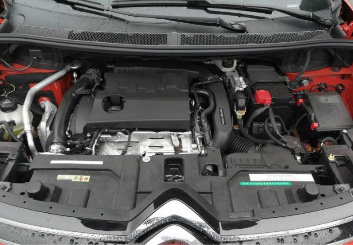 世上所有入流的美，都不相苟同