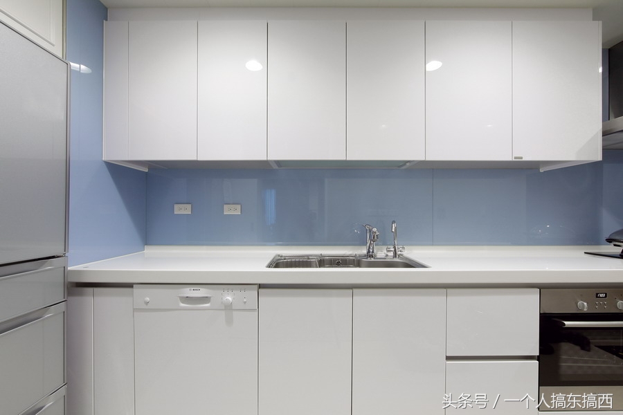 140平方三室电视墙,140平三室两厅电视墙