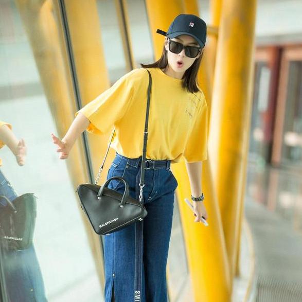 早秋复古又时髦的日常搭配,又酷又飒的早秋搭配