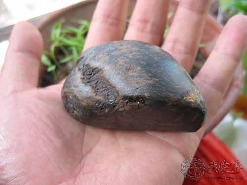 琥珀假原石的鉴别方法,琥珀蜜蜡造假材料