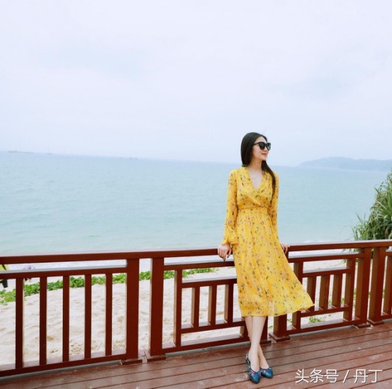 美女三亚之旅、疯狂购物、刷爆银行卡、