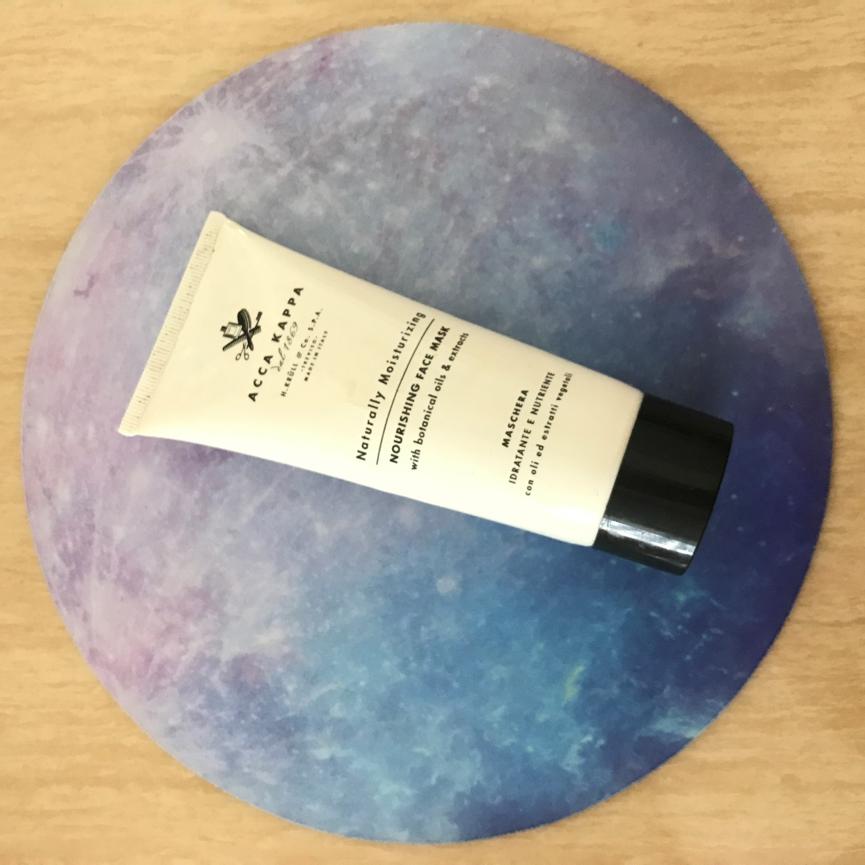 油性皮肤痘痘肌合适用霜吗,油性肌肤痘痘肌用什么面膜好