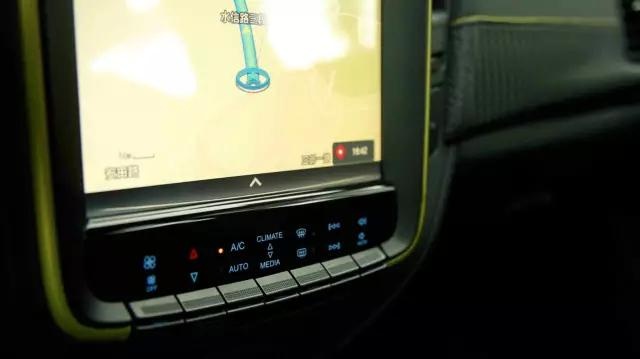 这台国产suv漂亮还实惠,这台suv实用且精致