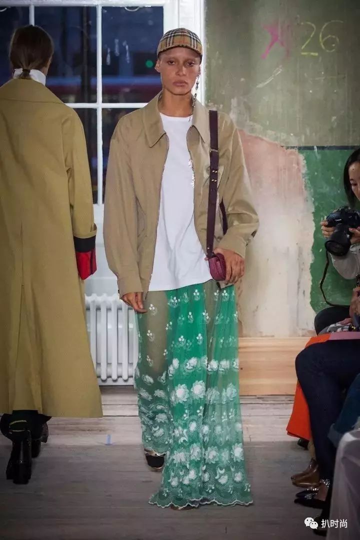2018春夏伦敦时装周丨Burberry之外，还有什么可看？