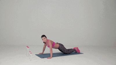 腹肌训练动作练出腹肌马甲线,如何快速练出腹肌马甲线10个动作