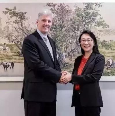 谷歌收购htc没落的原因,htc收购谷歌手机