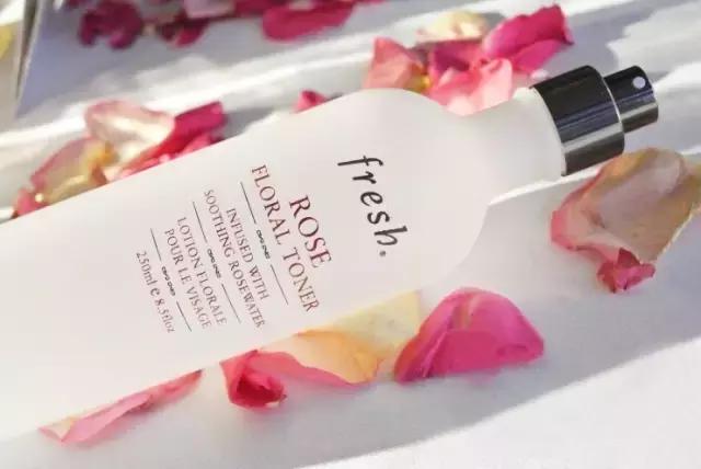 春夏必备的一款补水保湿喷雾,15种补水成分的补水喷雾