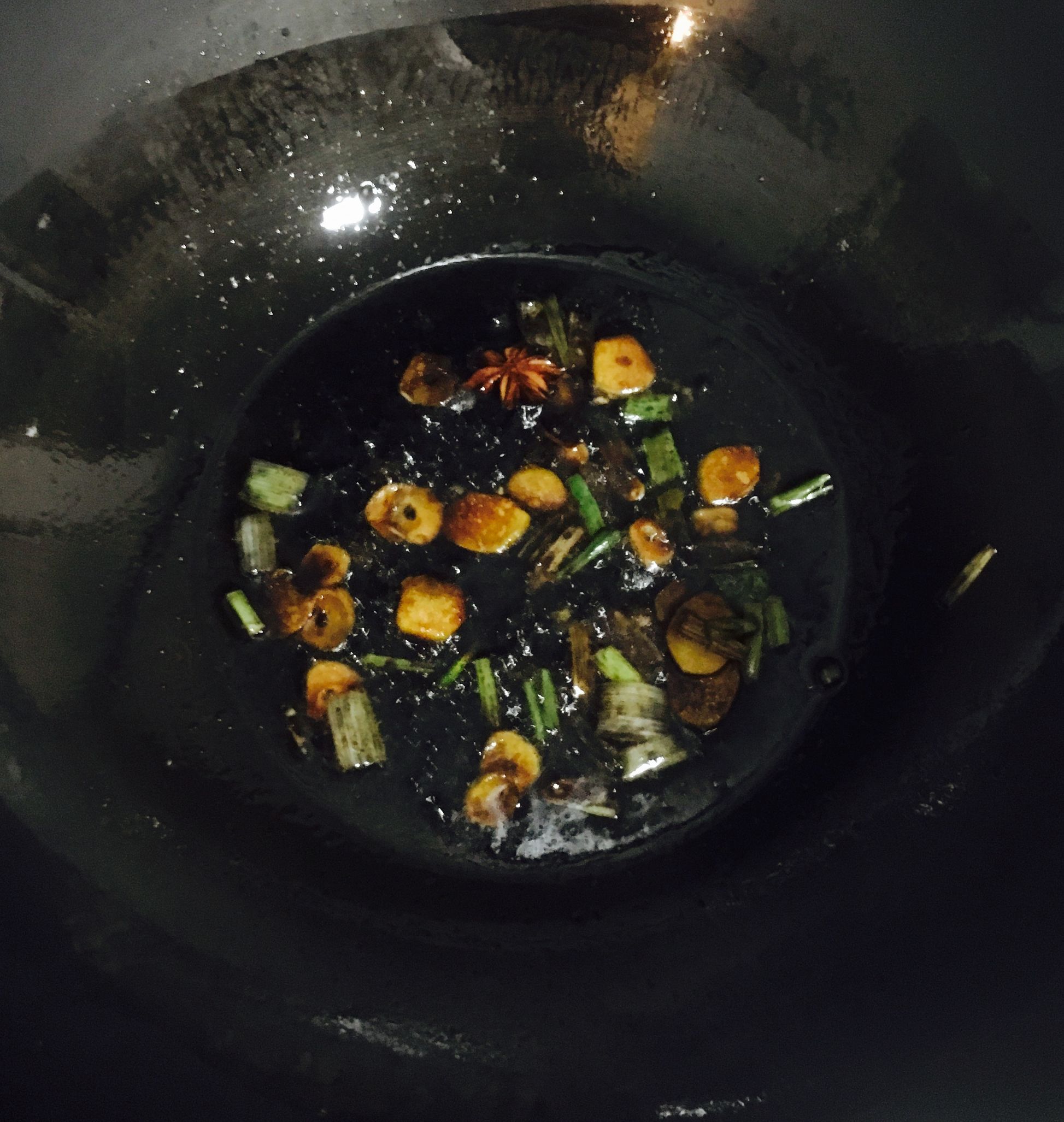 家常菜红烧鲳鱼简单入味,红烧鲳鱼的最佳吃法和做法