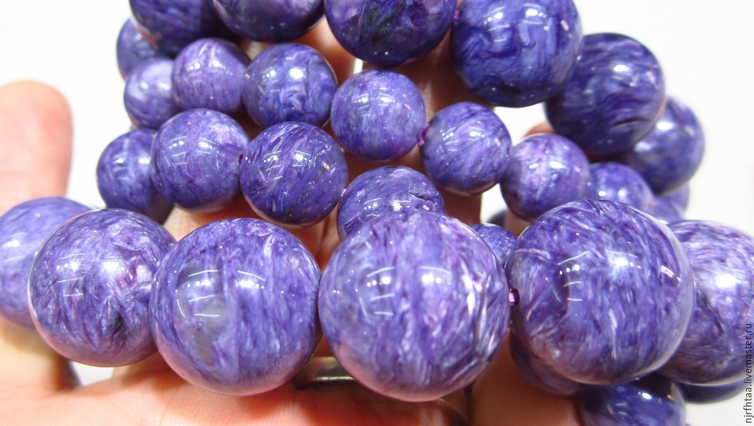 俄罗斯人来中国旅游喜欢买什么,俄罗斯旅游十大必买清单