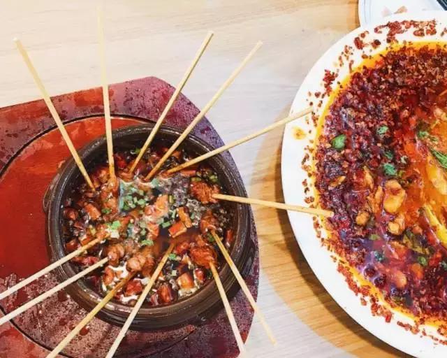 WOW!在贴秋膘的季节，武汉新晋五家美食店，你去吃过吗？