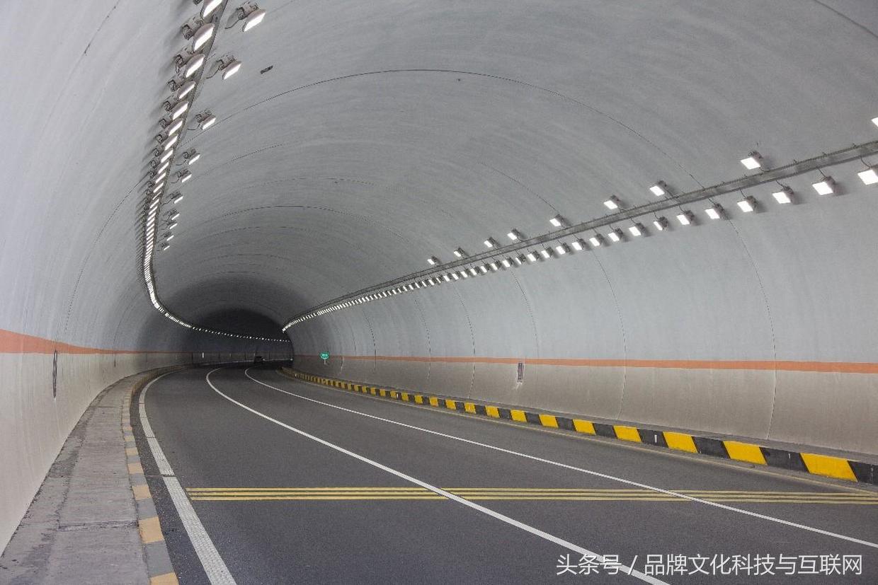 勤上光电主要做什么,勤上光电路灯