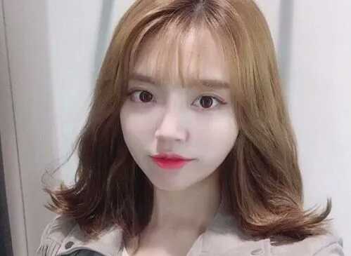 大脸尖下巴女生合适的发型,发型男2020流行发型头尖