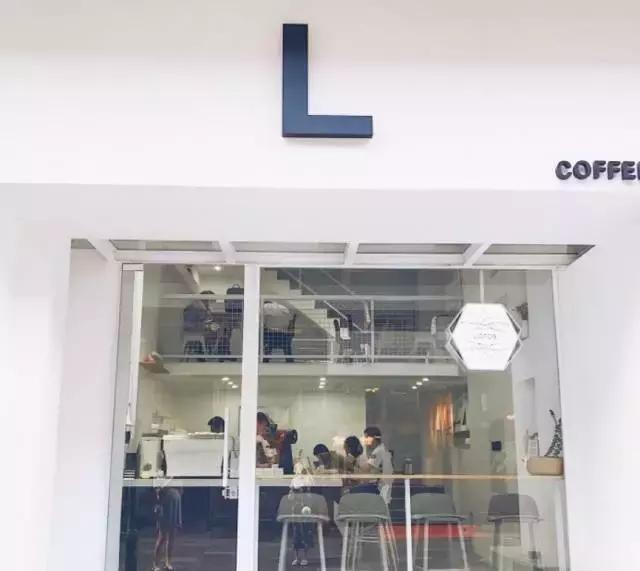 WOW!在贴秋膘的季节，武汉新晋五家美食店，你去吃过吗？