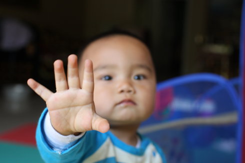 手相断纹掌怎么看,断掌纹命硬寿短是什么意思