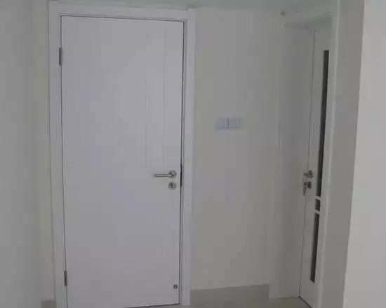 装修木门安装技巧视频大全,装修步骤门什么时候安装