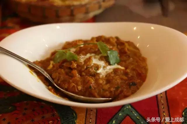 在宜宾，如果我们吃过这100样东西就结婚吧！