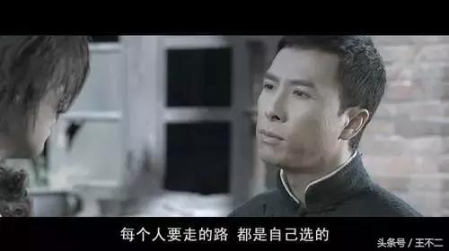 人生生活其实就是一场恶战,生活没有捷径只是有人负重前行