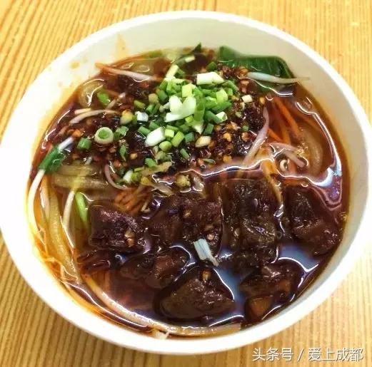 在宜宾，如果我们吃过这100样东西就结婚吧！