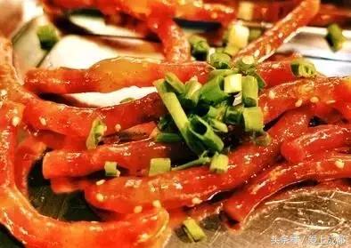 在宜宾，如果我们吃过这100样东西就结婚吧！