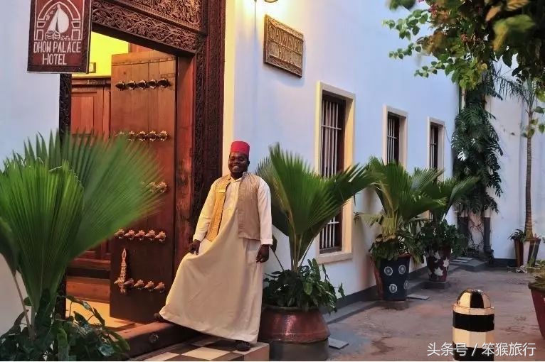 如何征战朋友圈？这个超洗眼睛的地方可落地签一周预算5K+