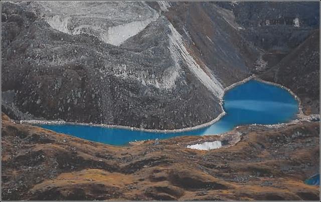 珠穆朗玛峰海拔相当于多少层楼,珠穆朗玛峰看日照金山海拔多少