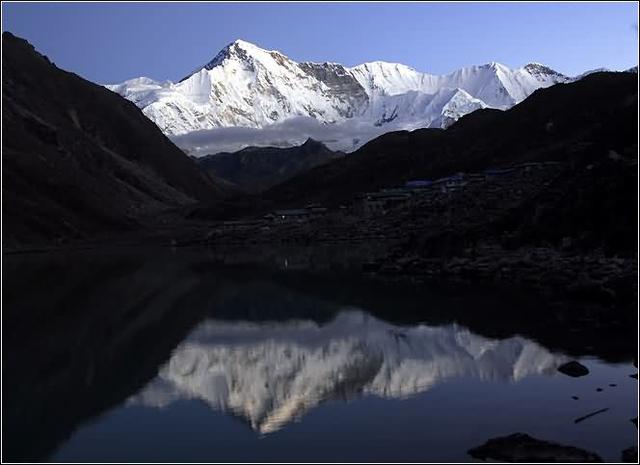 珠穆朗玛峰海拔相当于多少层楼,珠穆朗玛峰看日照金山海拔多少