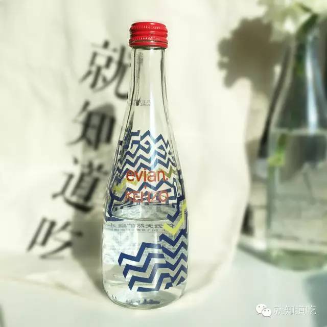 我们找了60个牌子100多瓶水，最潮的竟然是这20瓶