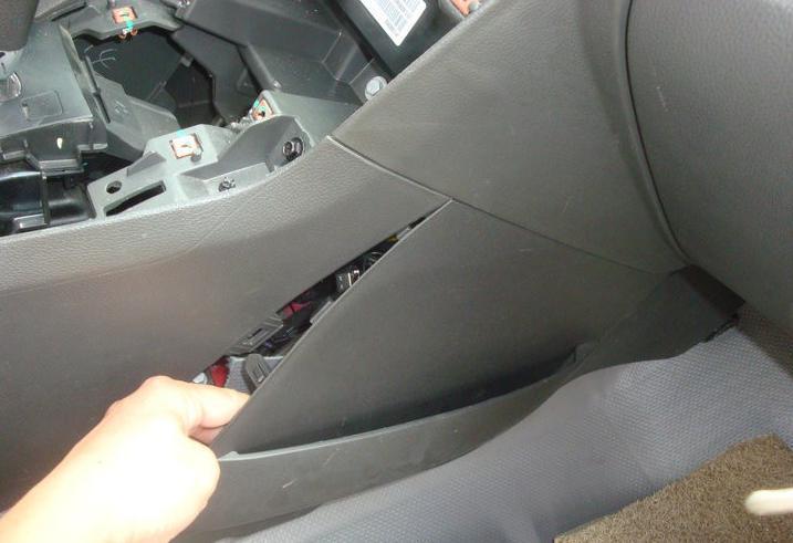 科鲁兹后备箱改自动打开,雪佛兰科鲁兹后备箱按钮改装