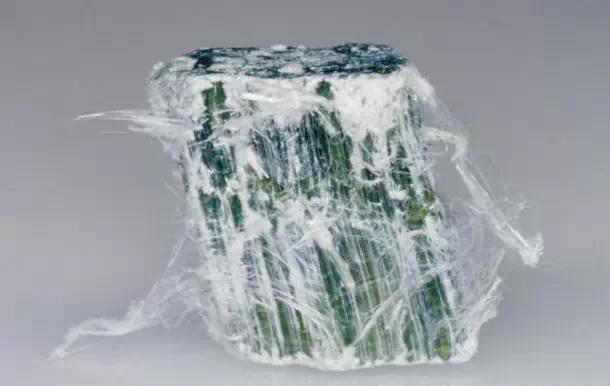 蓝宝石原矿全过程,迪拜顶级奢侈原矿宝石