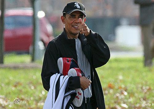 上逼耐克下打阿迪，它是如何成为运动品牌老二的？