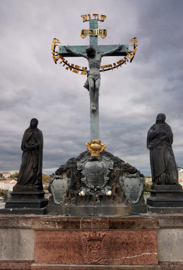 别光顾着听歌了，来看看布拉格吧