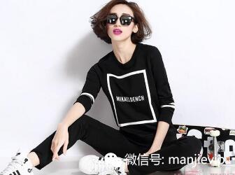 休闲运动装秋天穿的 (休闲运动装舒适又减龄)